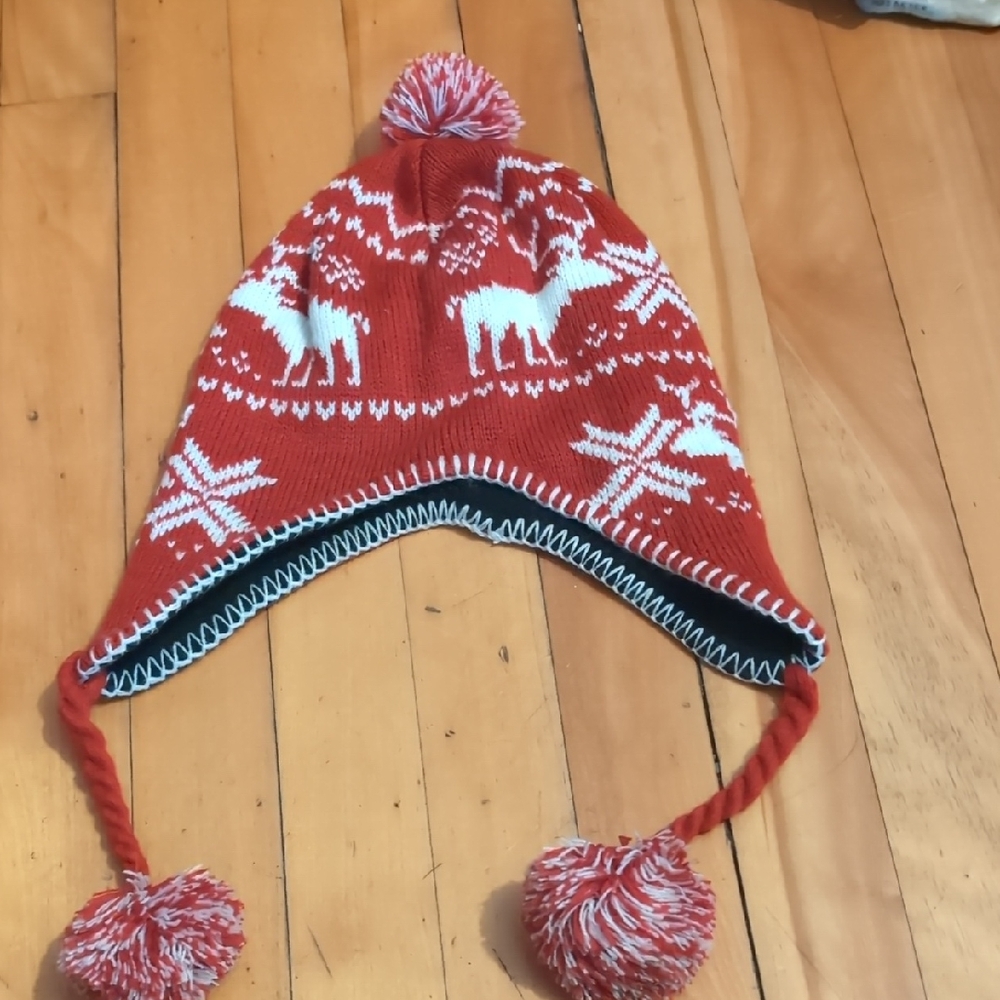 Cozy Red and White Knit Winter Hat Fleece lined